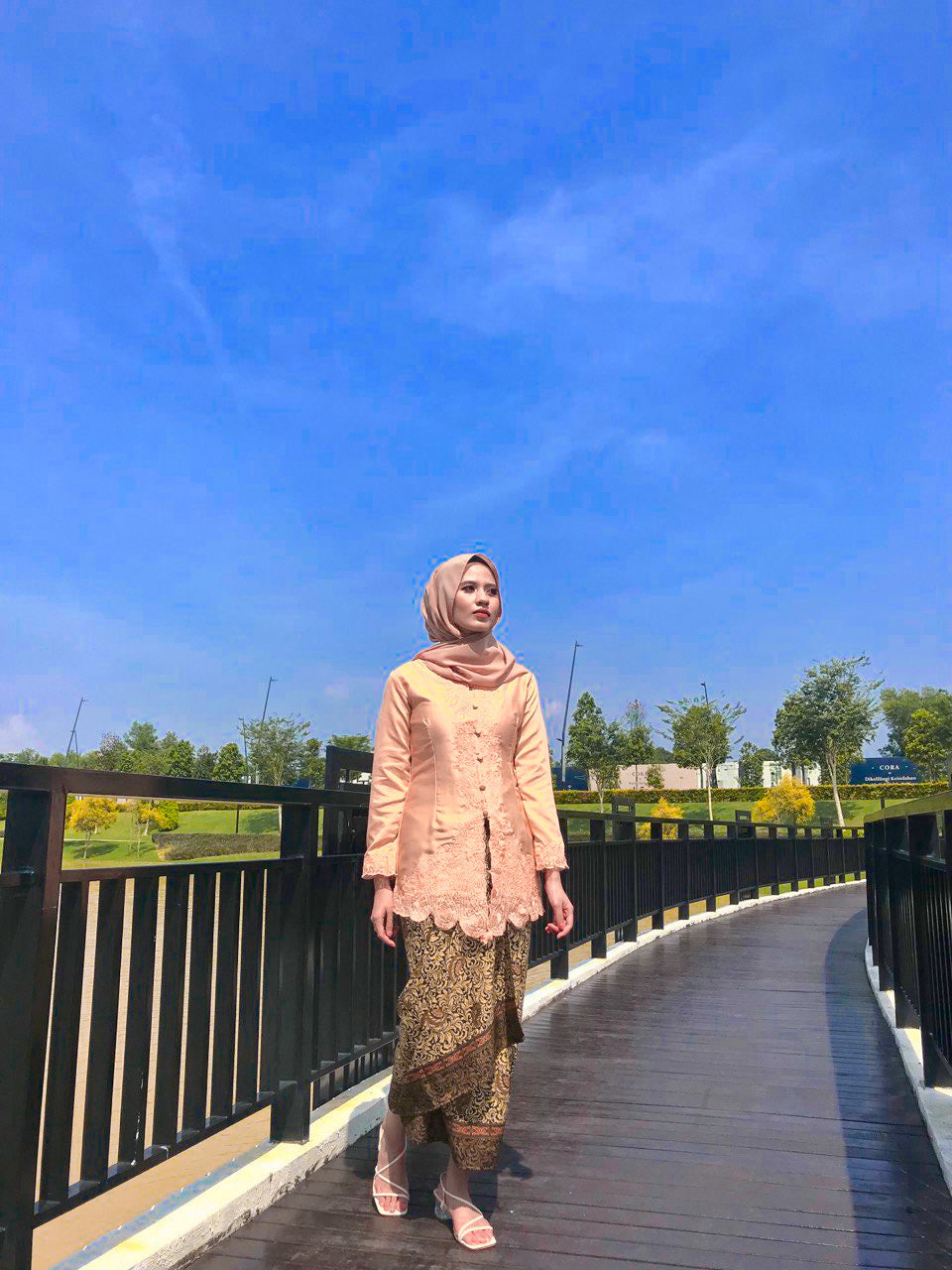 KARTIKA KEBAYA SULAM - (Satin)