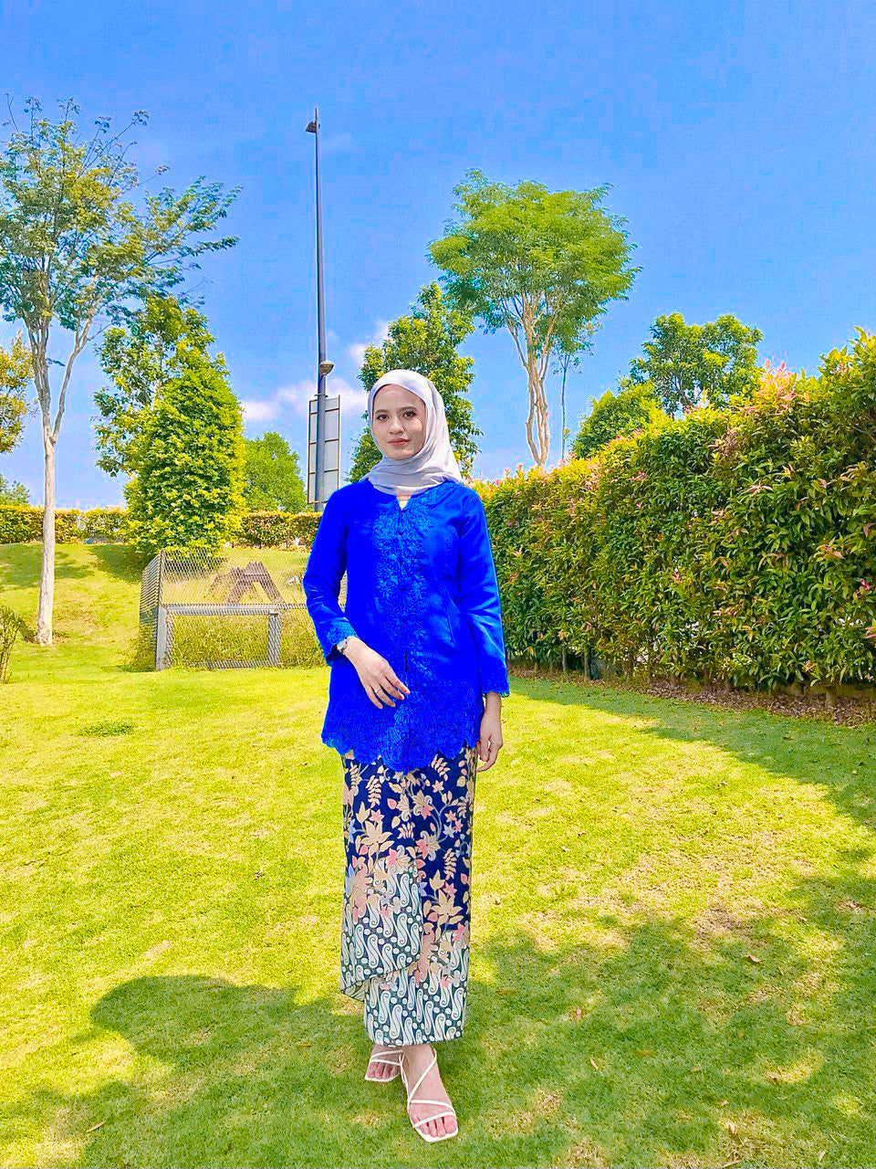 KARTIKA KEBAYA SULAM - (Satin)