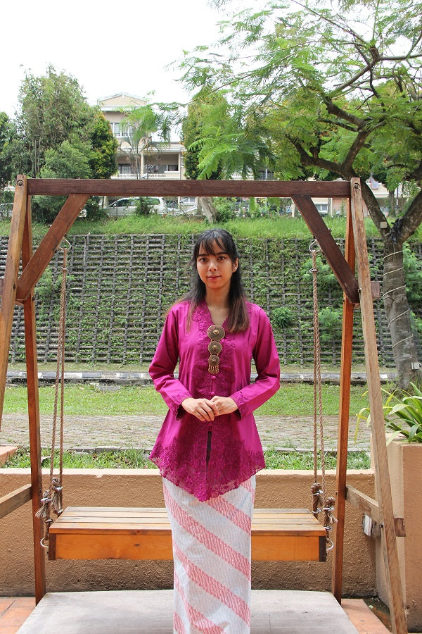 MARIAM KEBAYA TOP - SULAM
