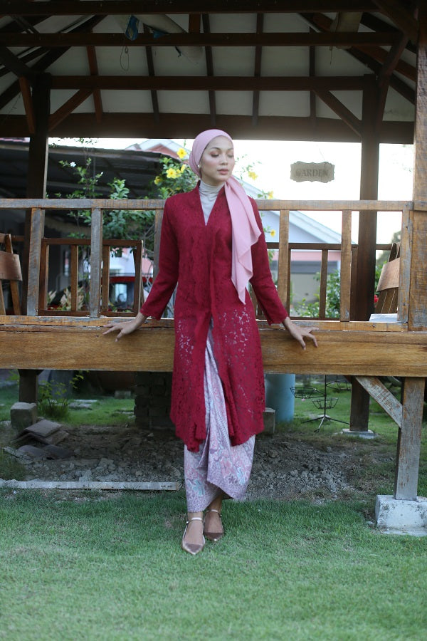 NORLIDA KEBAYA LACE TOP