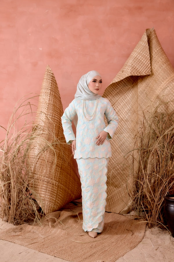 EZARA SCALLOP KURUNG
