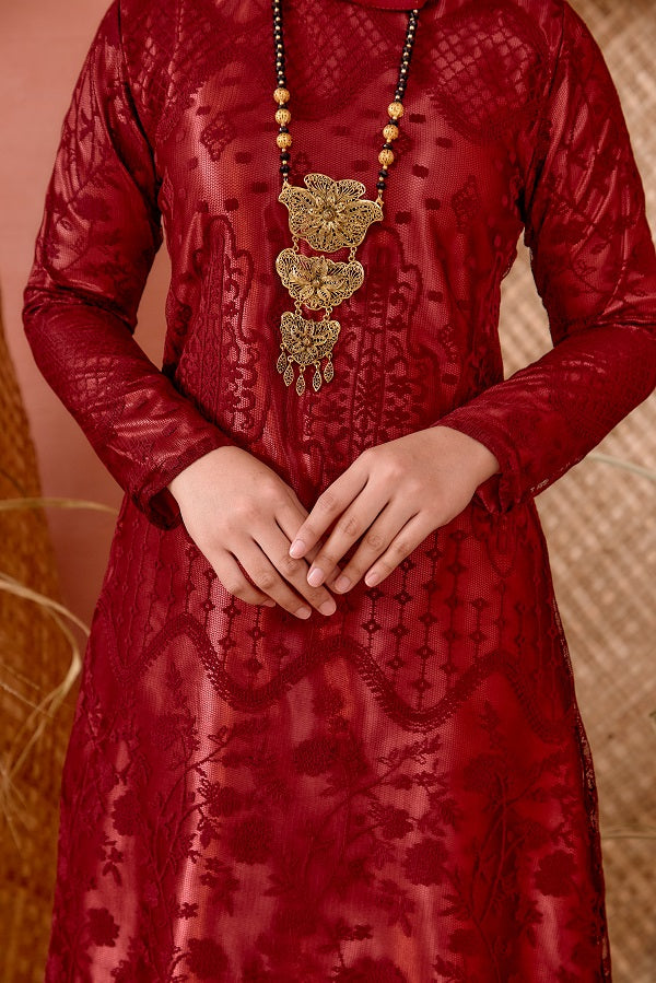 WIDURI KURUNG LACE TOP