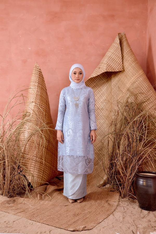 WIDURI KURUNG LACE TOP