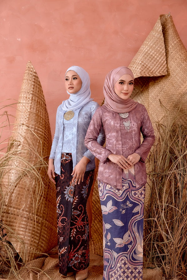 TAHLIA KEBAYA LACE TOP