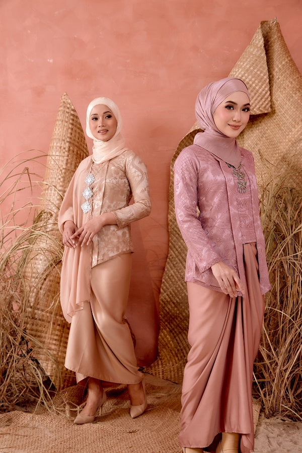 TAHLIA KEBAYA LACE TOP
