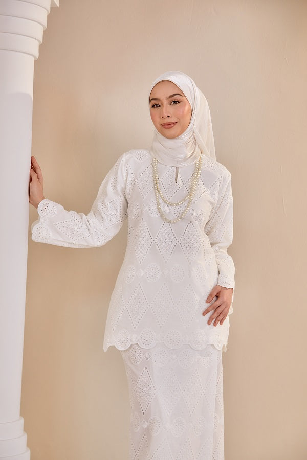 FIONA EMBROIDERY KURUNG