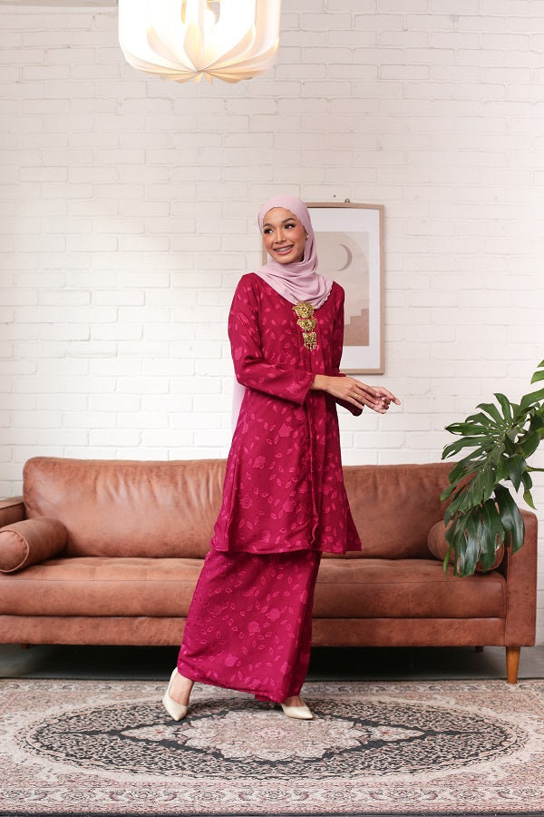 ZAHARA KEBARUNG
