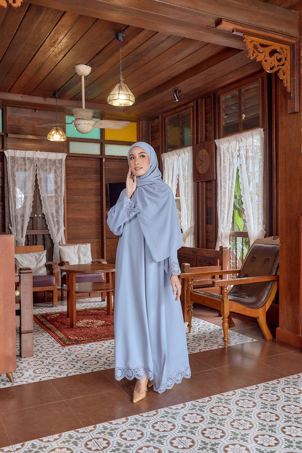 ELYNA ABAYA LACE - FREE SHAWL