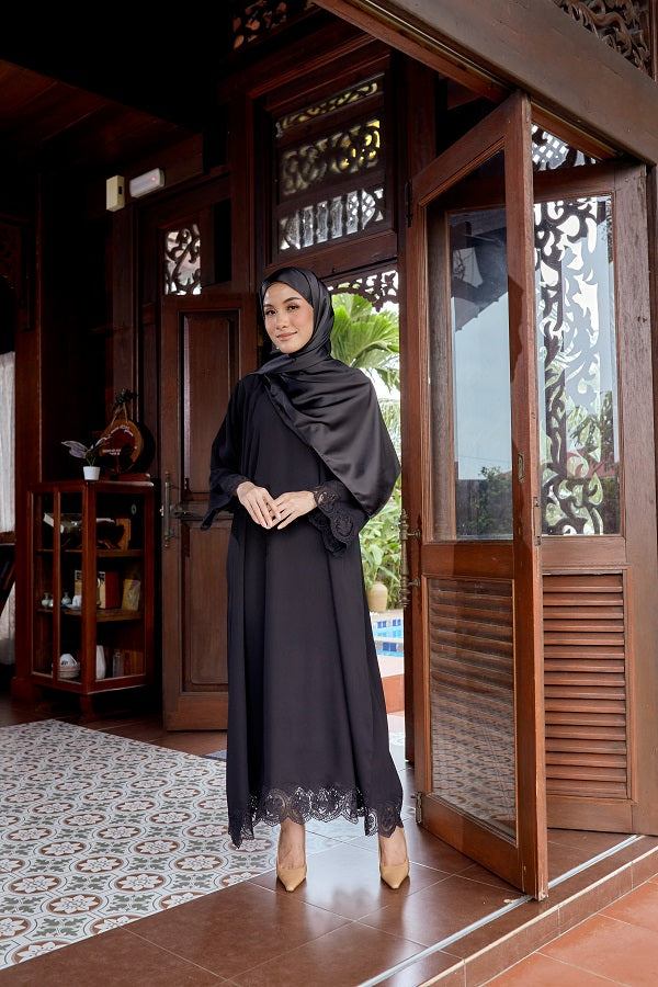 ELYNA ABAYA LACE - FREE SHAWL