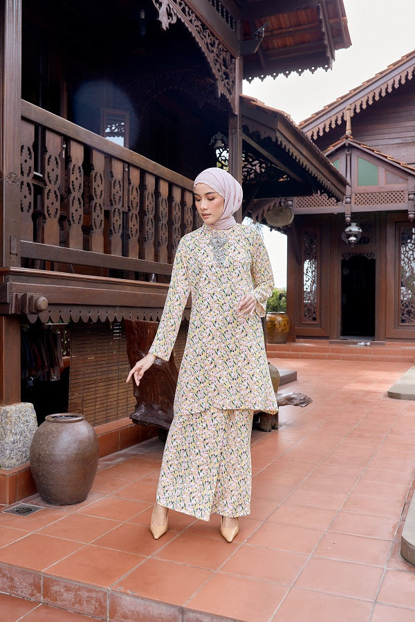 JASMINE KURUNG