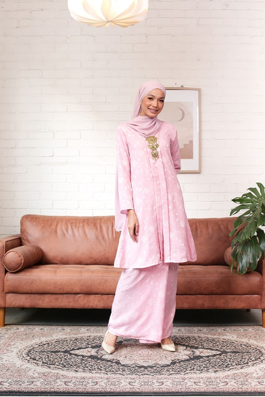 ZAHARA KEBARUNG